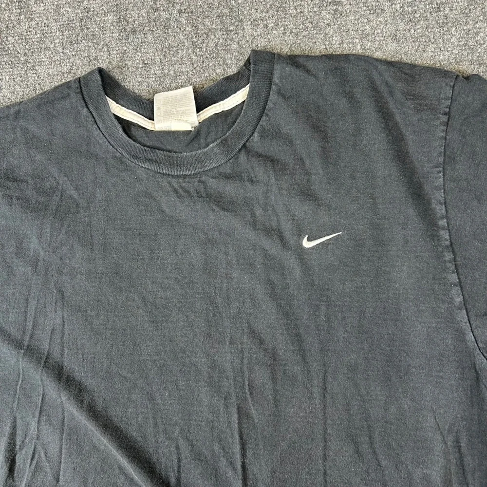 Vintage Y2K Nike Mens XL T-Shirt Black Short Sleeve Embroidered‎ Swoosh Logo